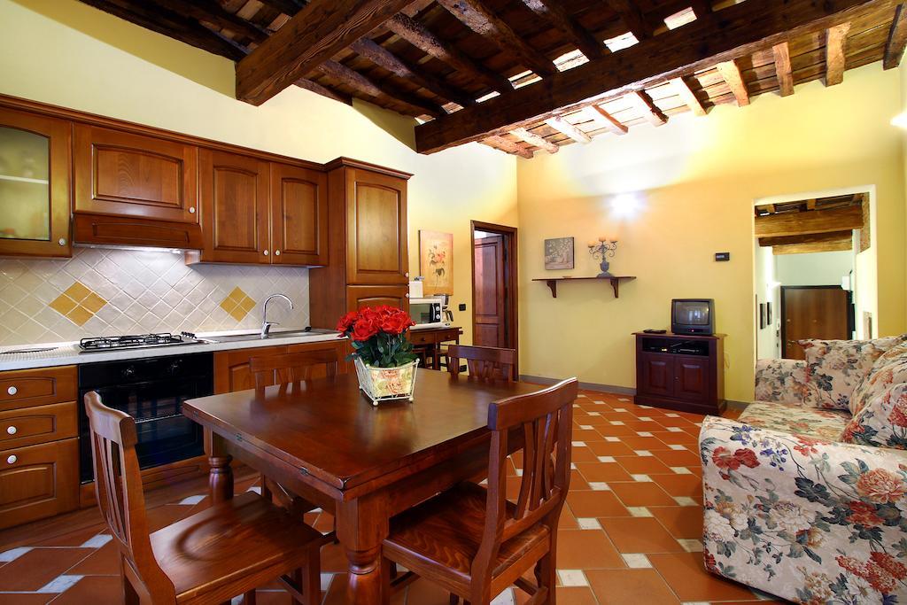 Apartament Aleri Florencja Pokój zdjęcie